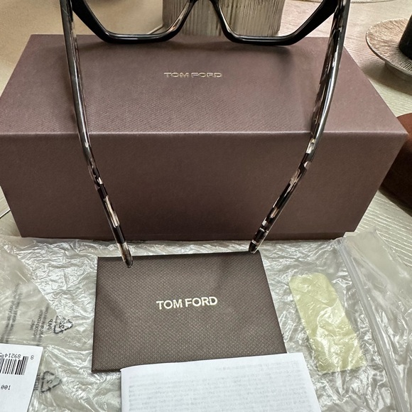 Tom Ford glasses - Picture 4 of 9